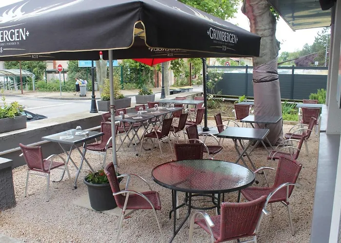 & Restaurant Lepassplat 2* Montbrison