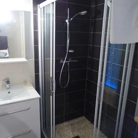 Hotel & Restaurant Lepassplat 2*